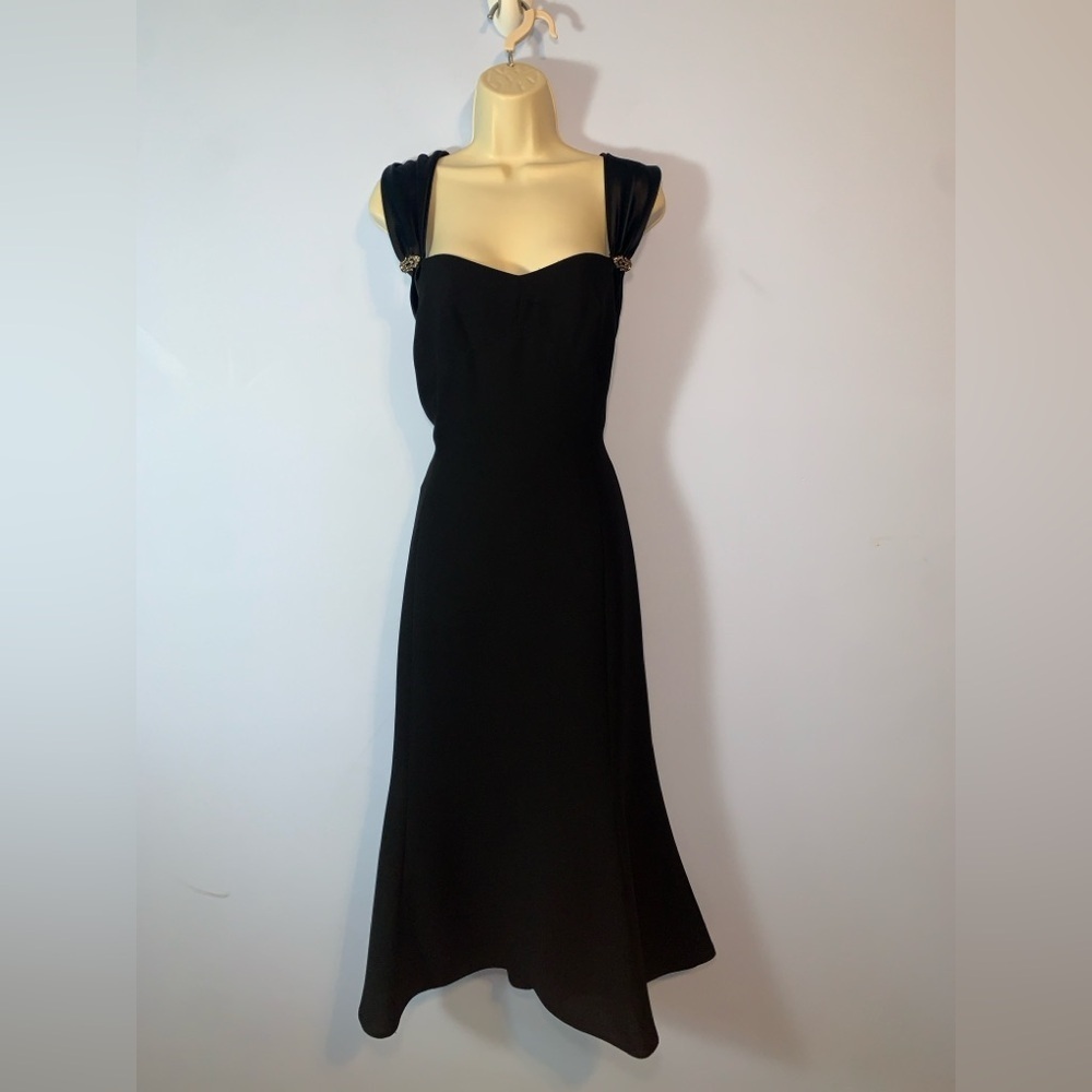 Jones New York Black Midi fit flare Dress Draped stain Shoulder Straps brooch 14